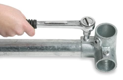 Kreuzverbinder mit 2 Durchgängen